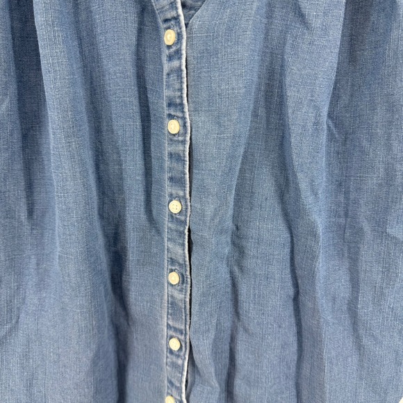LOFT Denim Chambray Button Up Shirt Short Sleeve Women Size S Blue - Picture 3 of 7